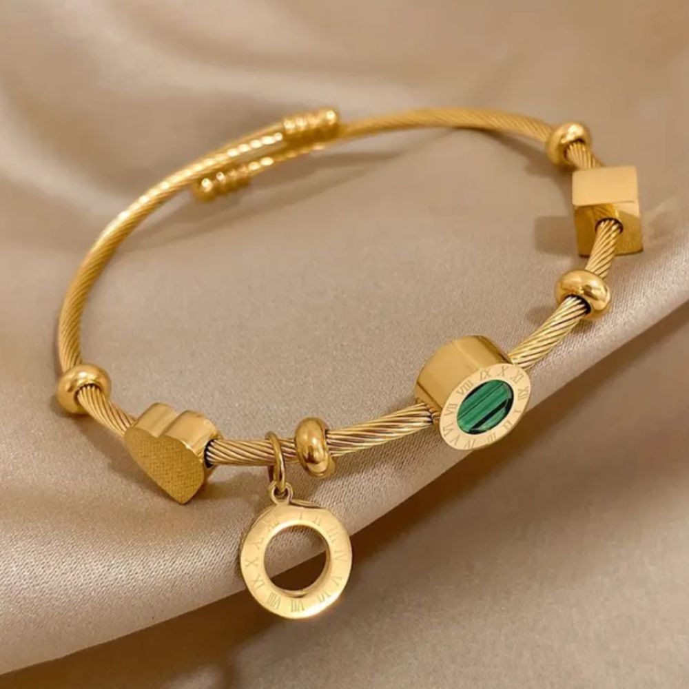 Pulsera Emerance Gold de Rose & Oliver, delicada y elegante, con acabado en oro y diseño sofisticado.