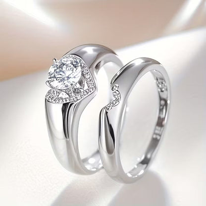 Set de joyas Heart Halo Duo Ring de Rose & Oliver con dos anillos de corazón con detalles de halo.