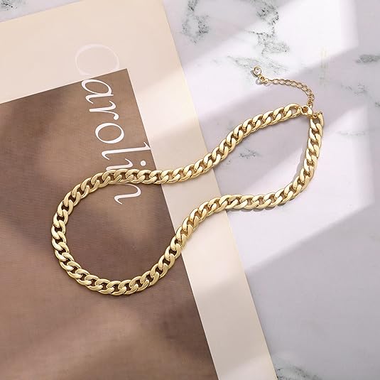 Dicke kubanische Gold-Halskette von Cavaro™ und Rose & Oliver mit dicken, glänzenden Gliedern – Highlight im modernen, eleganten Stil